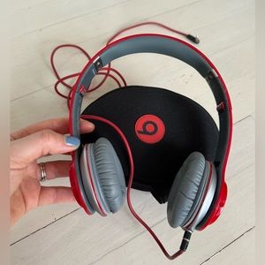 Beats By Dre Monster Solo HD Headphones RED w/ Case & Aux Cable Tested